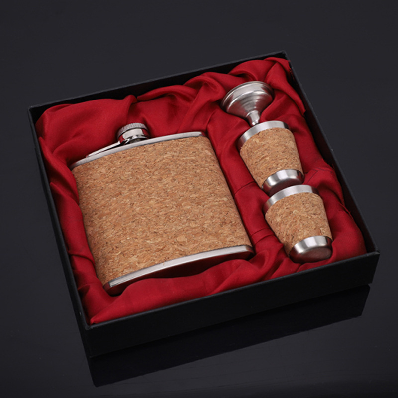 Wine Beer And Spirits - Juego de petaca portátil de 8oz,