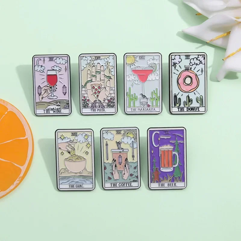 Alfileres esmaltados de Tarot  - Wine Beer Hat reseña y precio