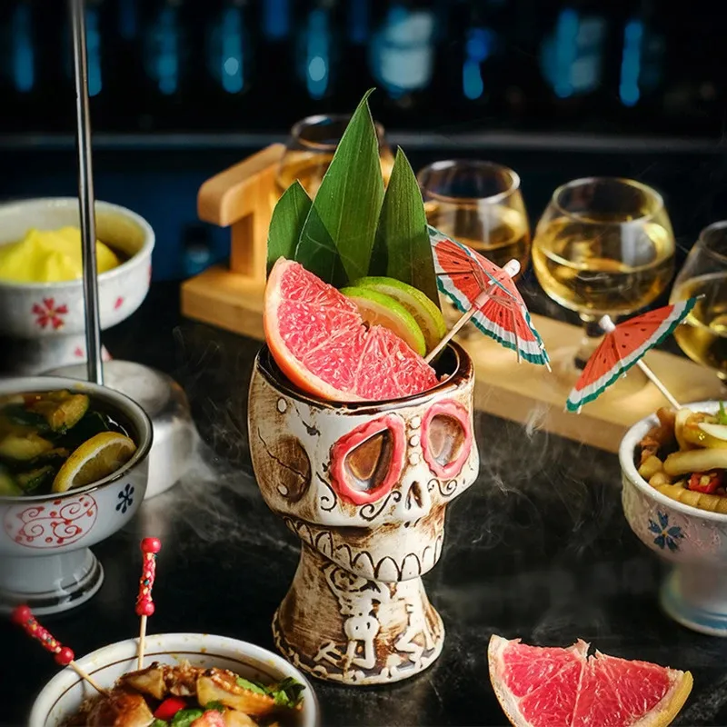 Copa de cóctel con calavera pa - Wine Mix With Beer reseña y precio