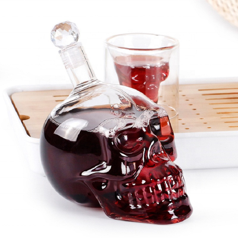 Decantador creativo con cabeza - Wine Beer And Spirits reseña y precio